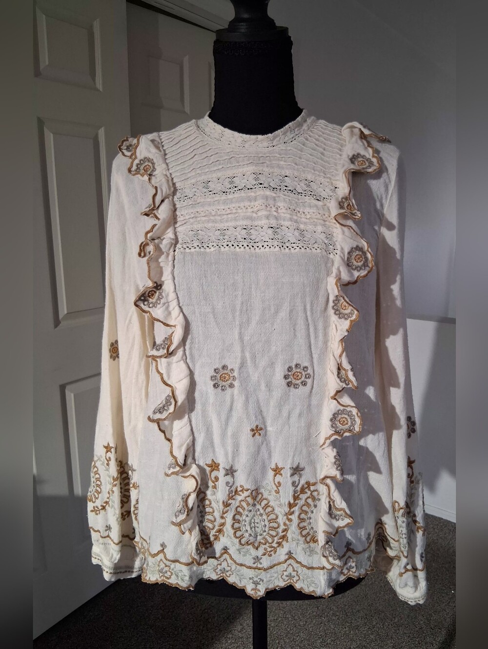Zara Boho Cream Embroidered Ruffle Women's Top